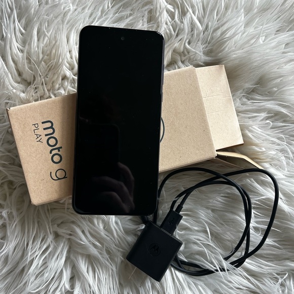 Moto G Play XT2271-5 (Navy Blue, 32GB) Unlocked w/ Box & Charger Great Condition - Picture 1 of 5